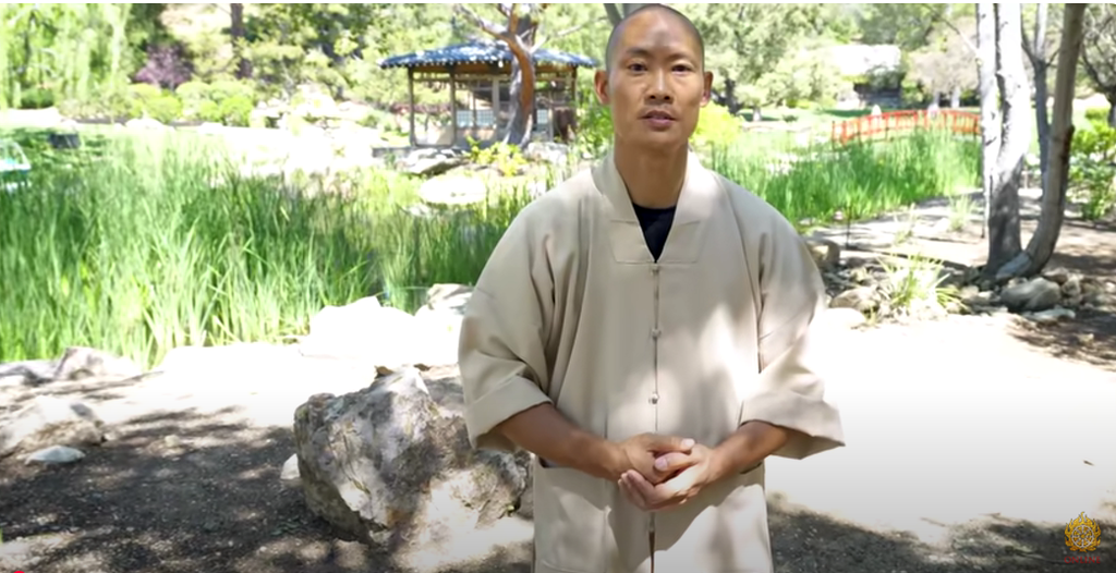 13 Minutes of Body Activation / Loosening Exercises for the Morning with Shi Heng Yi